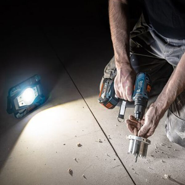 Lampa robocza Flash 3000 RE Mareld | akumulator i udaroodporność | 30 W - obrazek 5